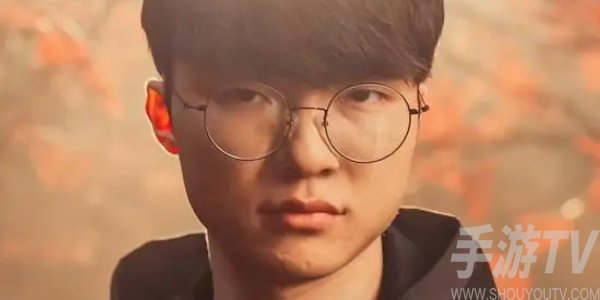 Faker 夺冠时刻，回顾他赢得的所有冠军皮肤